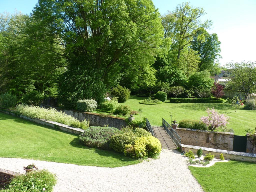 Le Clos Saint Nicolas Château-Renard Exterior photo